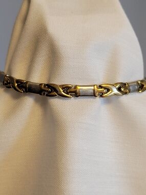 Women's 7" Magnetic Stainless Steel Linked Bracelet in Gold and Silver Tones